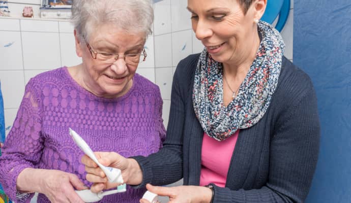 Pflegehelfende Home Care - Pilotkurs startet im Februar 2022